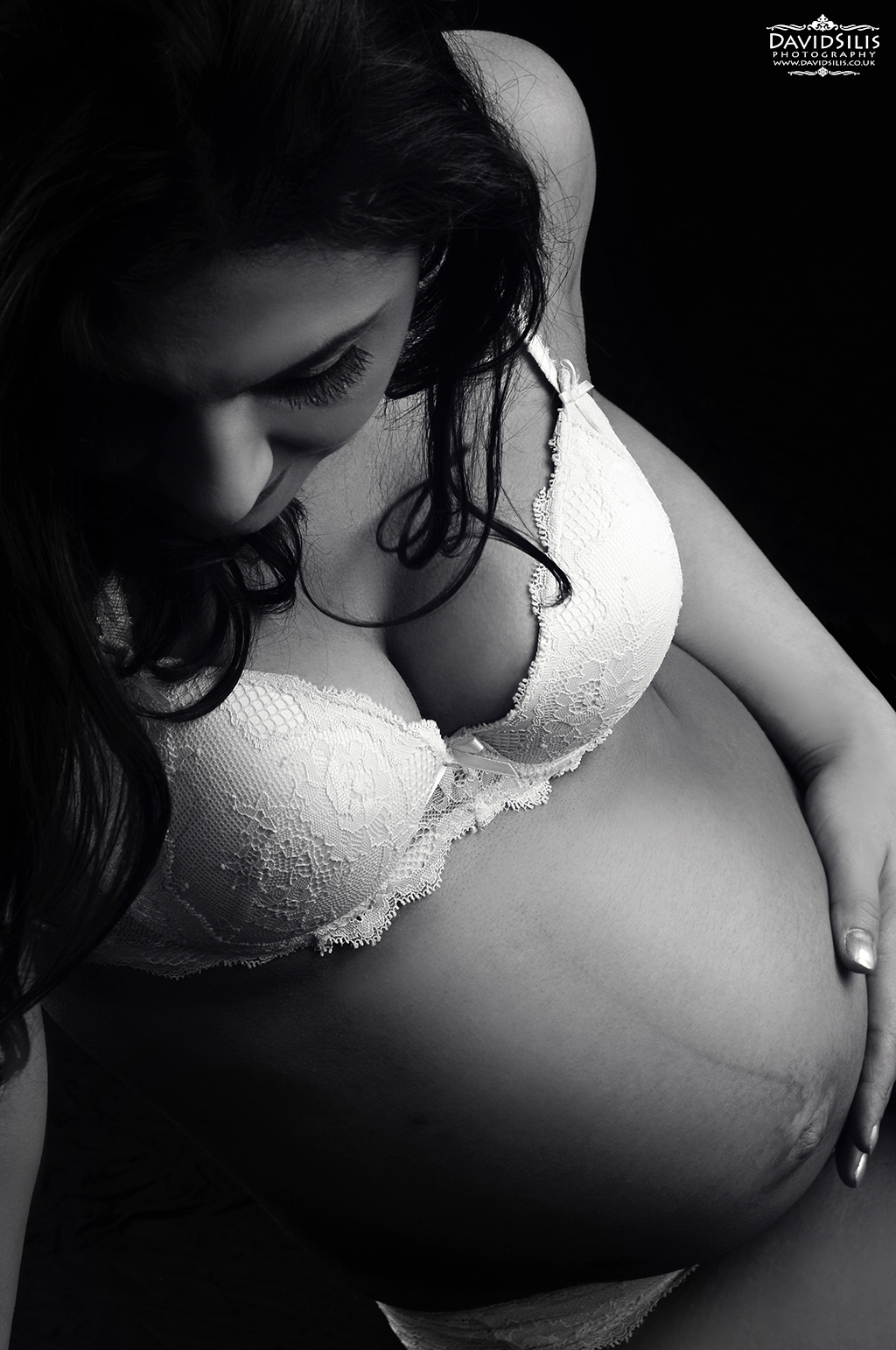 maternity photography in warrington photo studio